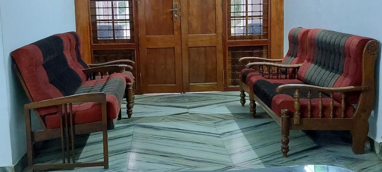 Jinan Palace Guest House Jinan Palace Guest House Nedumbassery Exterior photo